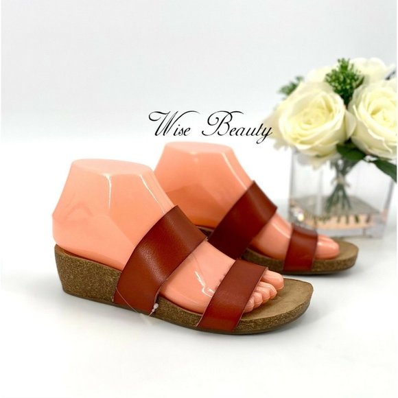 Universal Thread Shoes - NEW Kerryl Two Band Wedge Slide Sandals Women’s Size 10 Shoe Cognac Brown